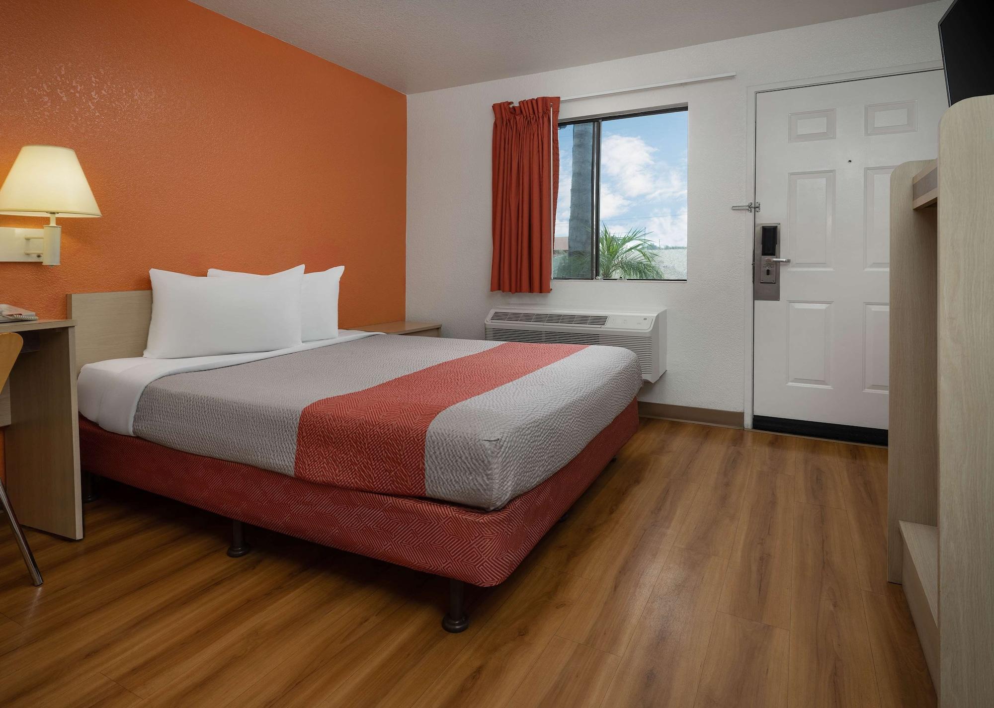 Motel 6-Buena Park, Ca - Knotts Berry Farm - Disneyland Buitenkant foto