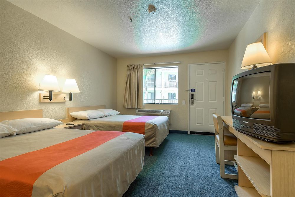 Motel 6-Buena Park, Ca - Knotts Berry Farm - Disneyland Buitenkant foto